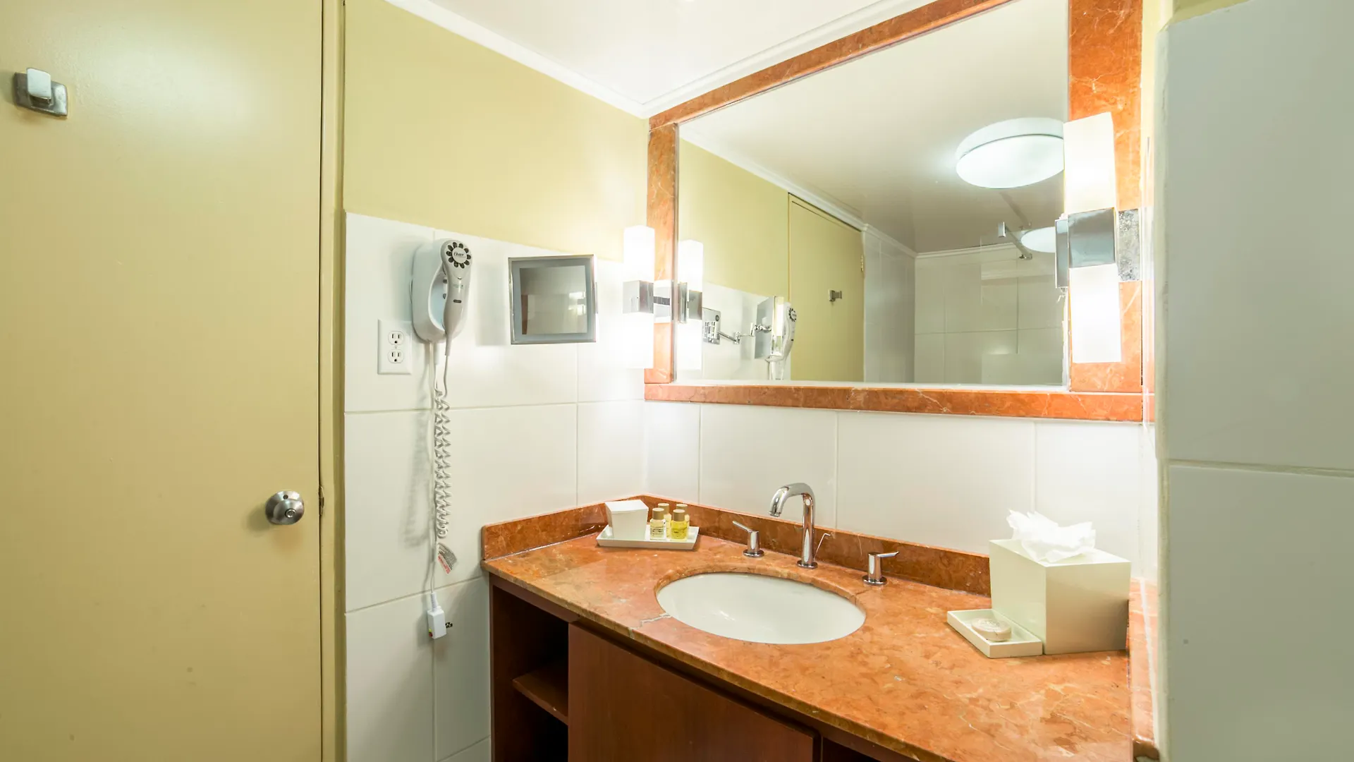 Tryp By Wyndham Aruba Adults Only Hotel Palm Beach
