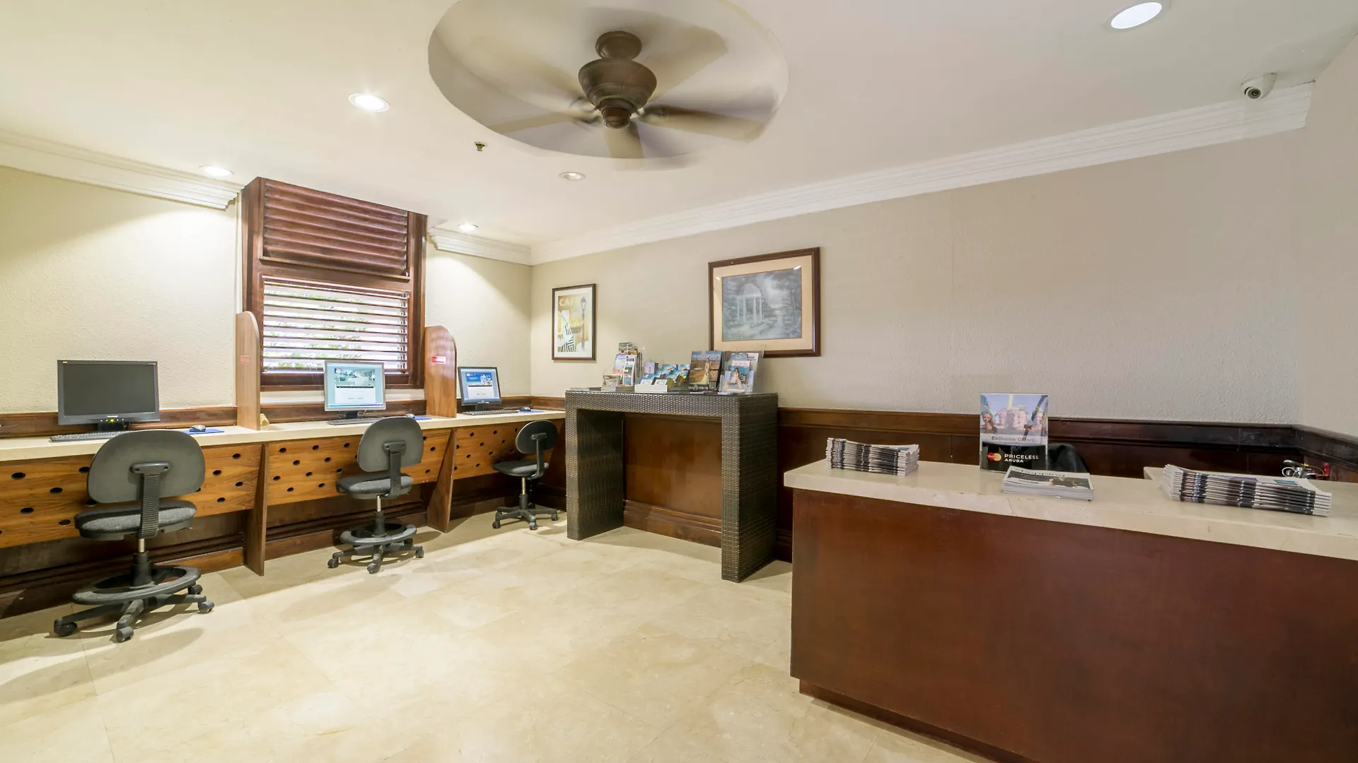 Tryp By Wyndham Aruba Adults Only Hotel Palm Beach 3*,  Aruba