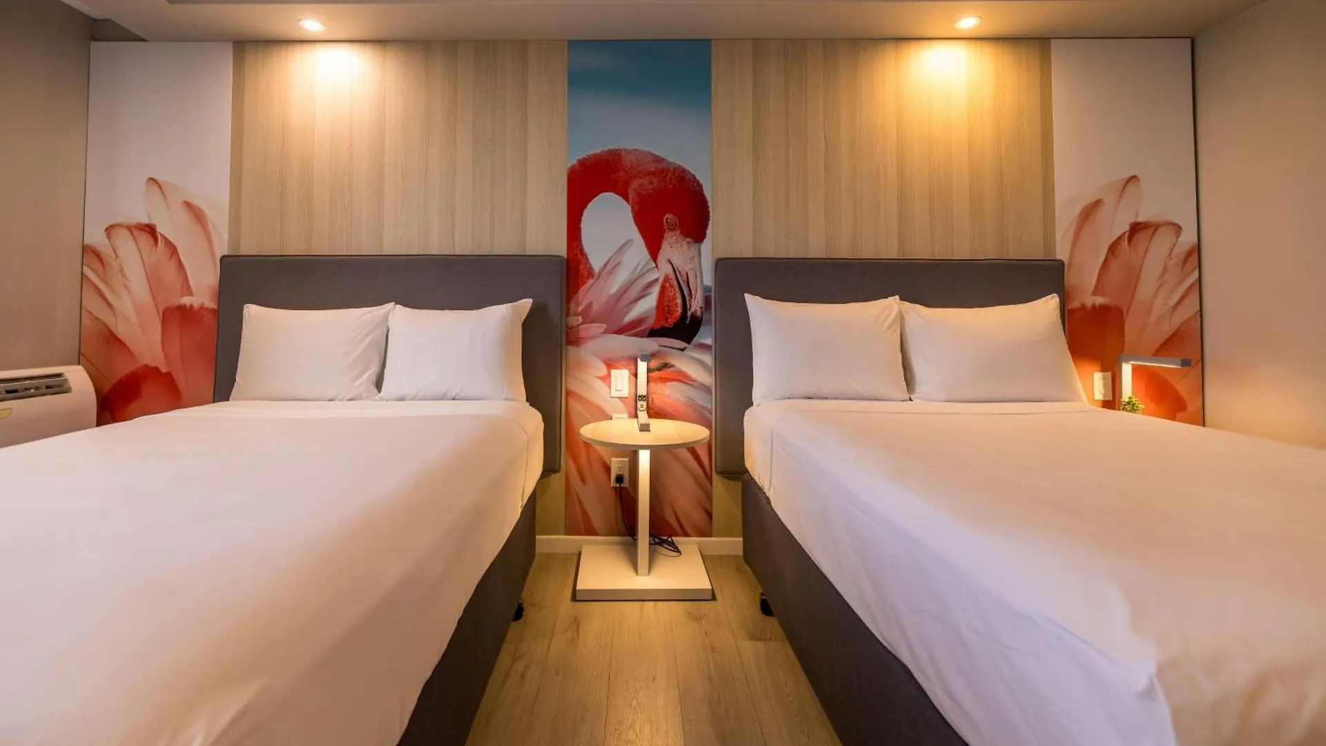 ***  Tryp By Wyndham Aruba Adults Only Hotel Palm Beach Aruba
