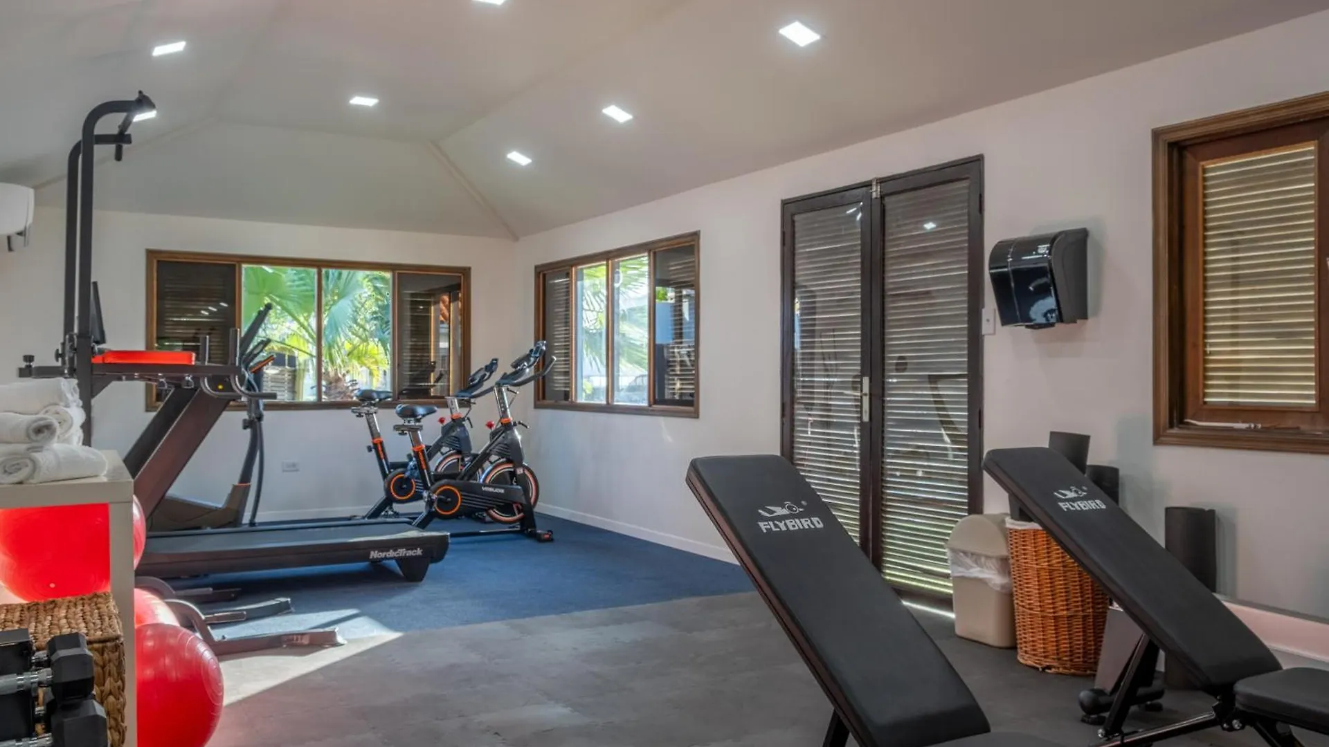 Tryp By Wyndham Aruba Adults Only Hotel Palm Beach